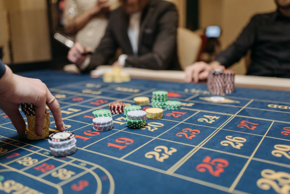 iGaming Secrets: Slots, Poker & Betting Wisdom for Smart Players
